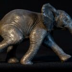 baby-elephant-bronze-wildlife-alsac